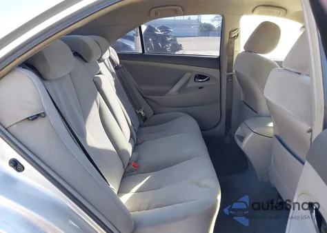 2011 Toyota Camry Le z USA, uszkodzony, nr VIN 4T4BF3EK8BR097514